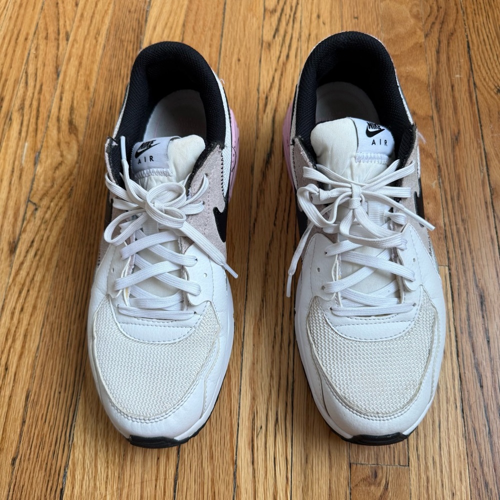 Nike Women's Air Max Excee - Picture 2 of 6